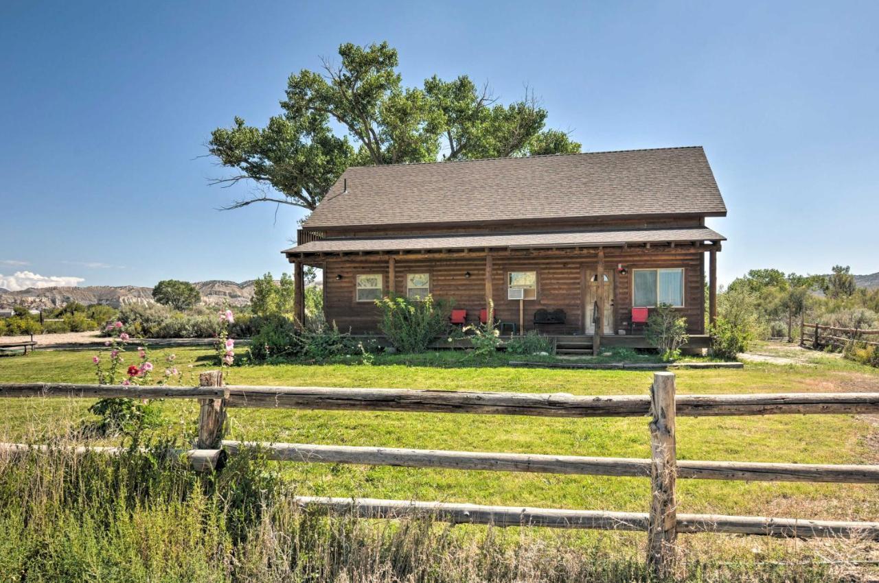Cozy Henrieville Cabin 18 Mi To Bryce Canyon Np! Екстер'єр фото