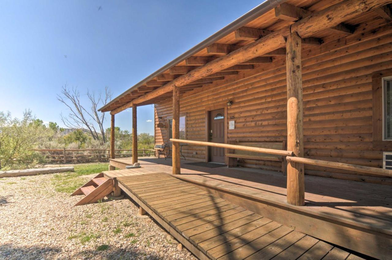Cozy Henrieville Cabin 18 Mi To Bryce Canyon Np! Екстер'єр фото