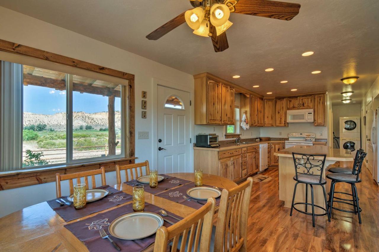 Cozy Henrieville Cabin 18 Mi To Bryce Canyon Np! Екстер'єр фото